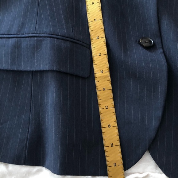 Gap Navy & White Pinstripe Blazer w/ red dot cuff - Picture 9 of 10